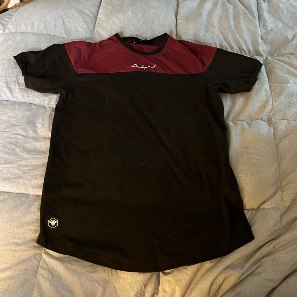Bee Inspired Stretchy Dressy T-Shirt Black & Burgundy